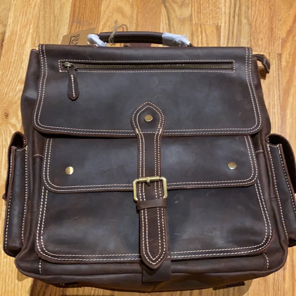 NEW BRASS TACKS Leathercraft Backpack - Picture 2 of 8